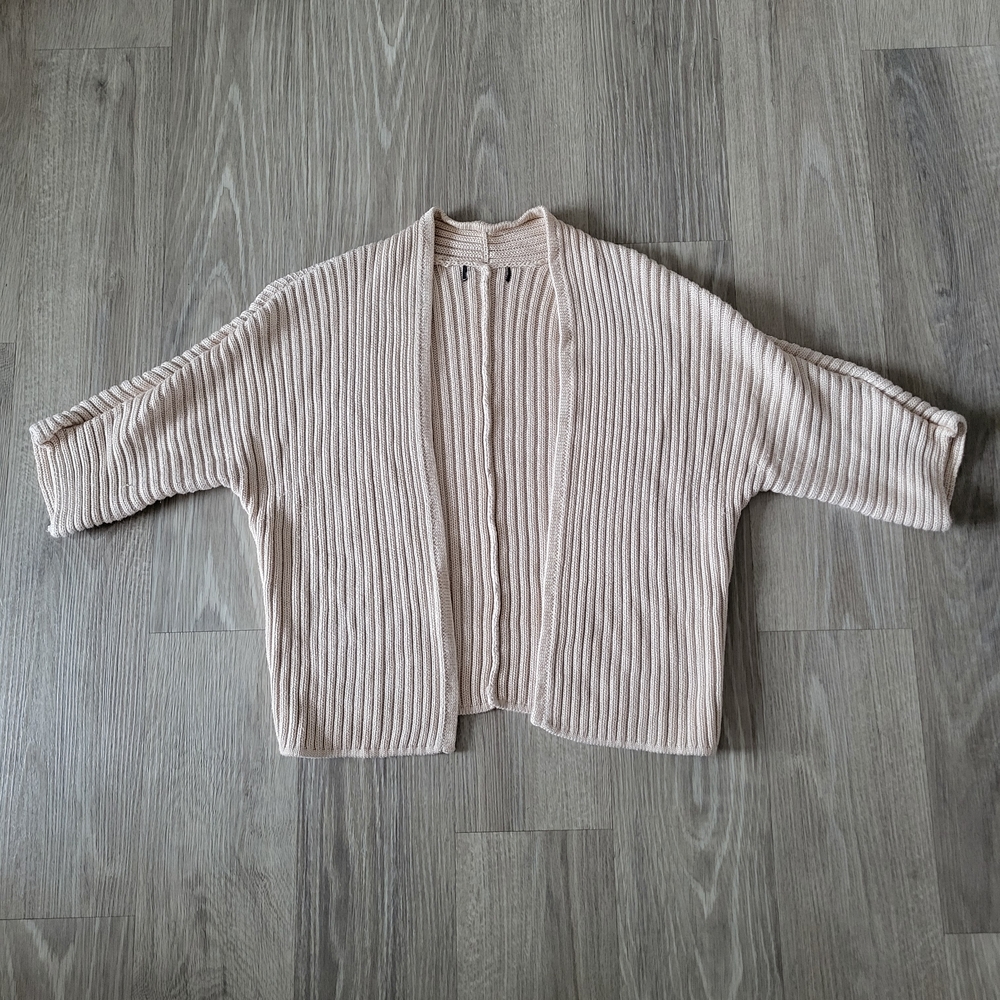 Cream Ribbed Women's Cardigan Sweater Coastal Grandmother Minimalist Size Small
